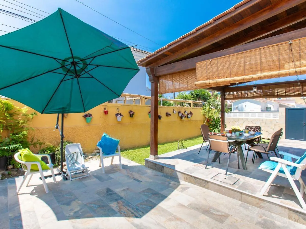 Holiday Home Riomar Beach House By Interhome トレ・デ・ベナガルボン